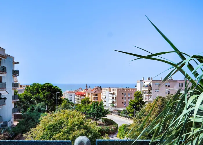 Condes Penthouse By Hello Homes *