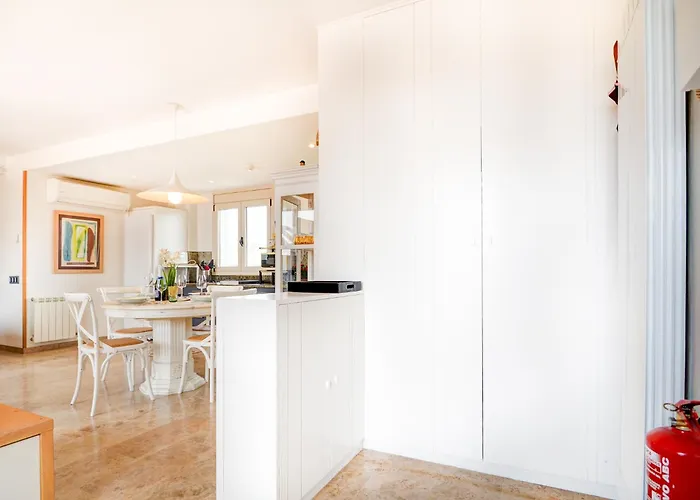 Condes Penthouse By Hello Homes Apartment Sitges