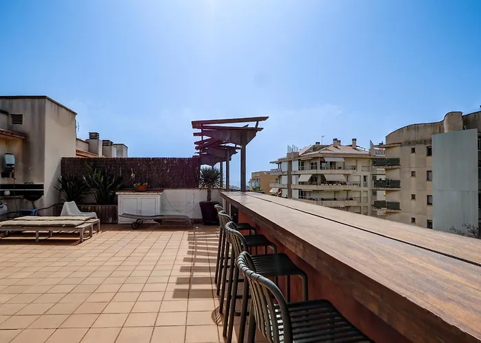 Condes Penthouse By Hello Homes *