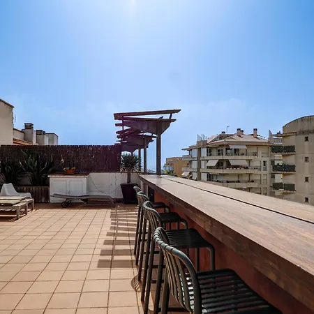 Condes Penthouse By Hello Homes *