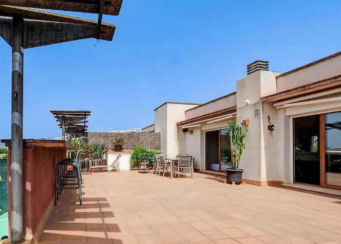 Condes Penthouse By Hello Homes